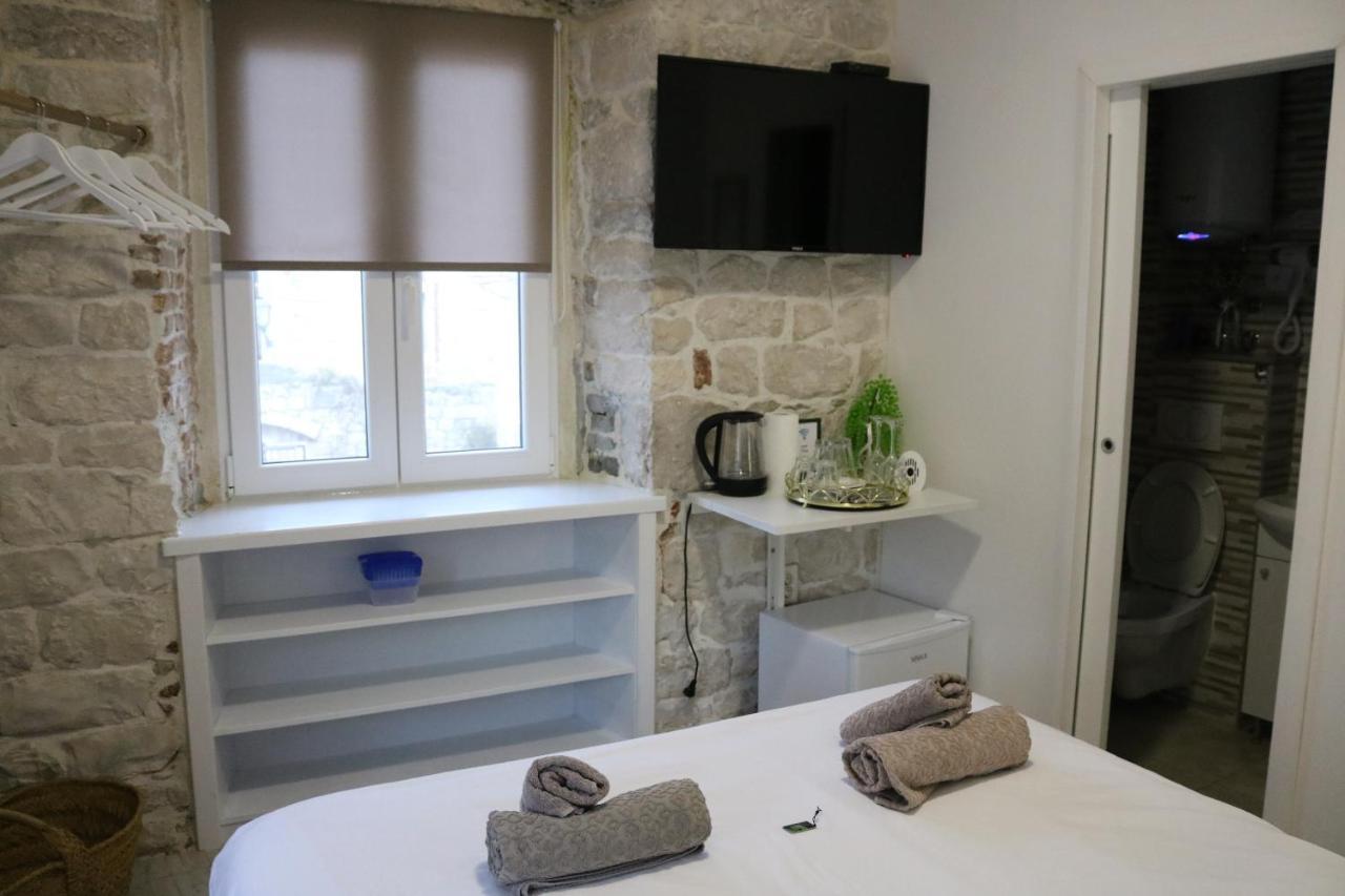 Studios Kadena Trogir - 18Th Century Stone House Kültér fotó