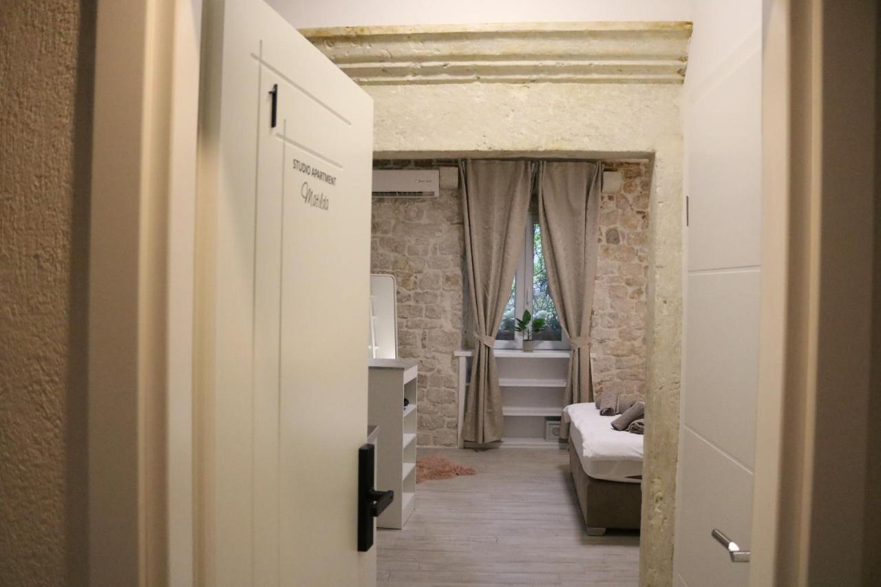 Studios Kadena Trogir - 18Th Century Stone House Kültér fotó