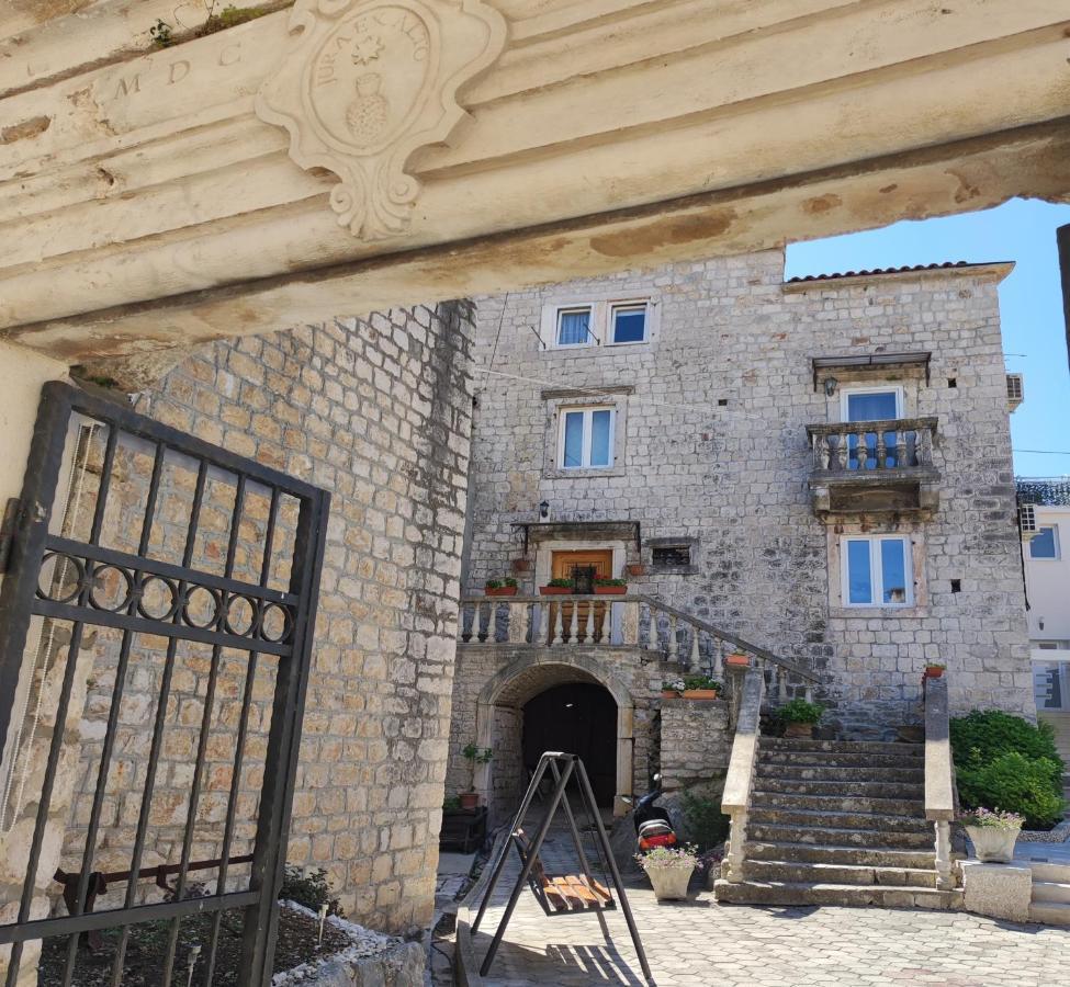 Studios Kadena Trogir - 18Th Century Stone House Kültér fotó