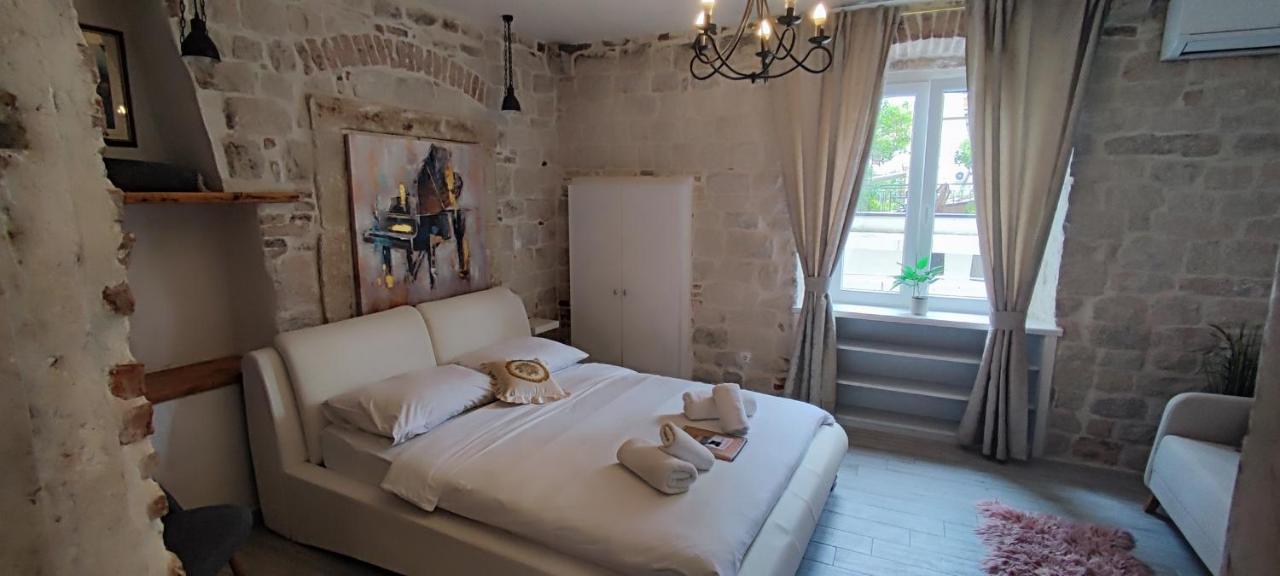 Studios Kadena Trogir - 18Th Century Stone House Kültér fotó