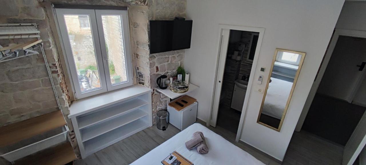 Studios Kadena Trogir - 18Th Century Stone House Kültér fotó