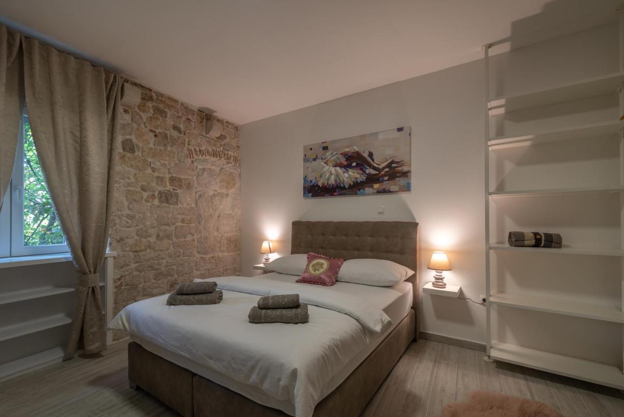 Studios Kadena Trogir - 18Th Century Stone House Kültér fotó